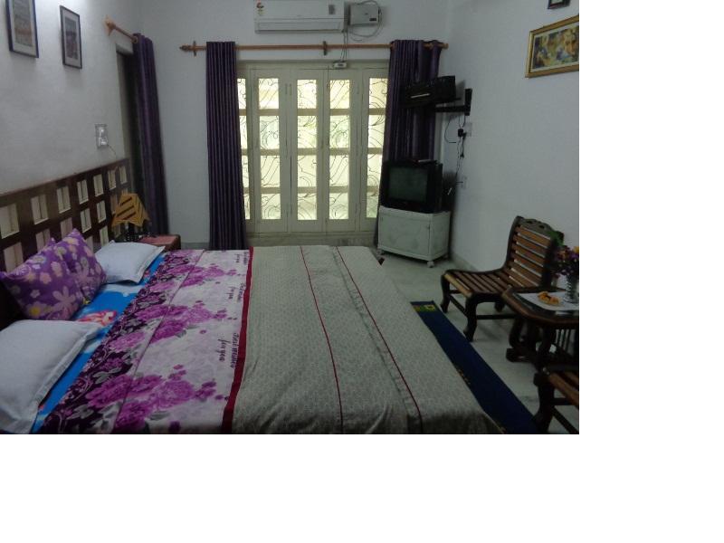 Bed and Breakfast Sri Radha Krishna Kunj à Agra  Extérieur photo